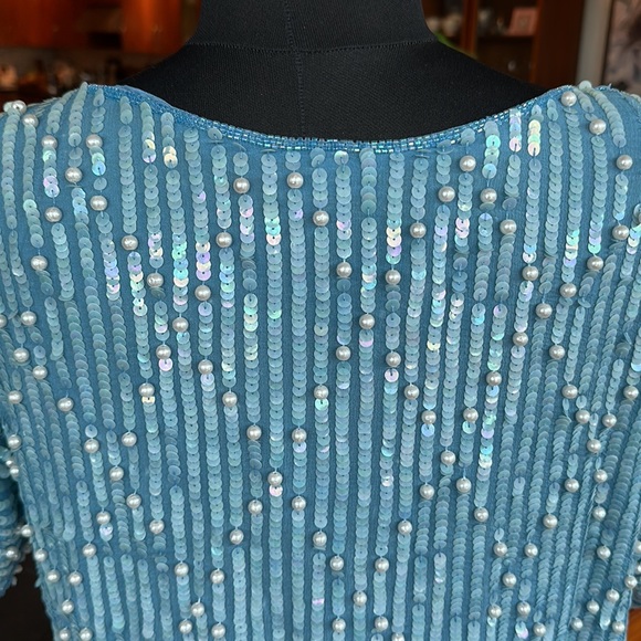 Frank Usher 80’s Vintage Baby Blue Sequin Top 100% Silk Fits Medium - Picture 7 of 15